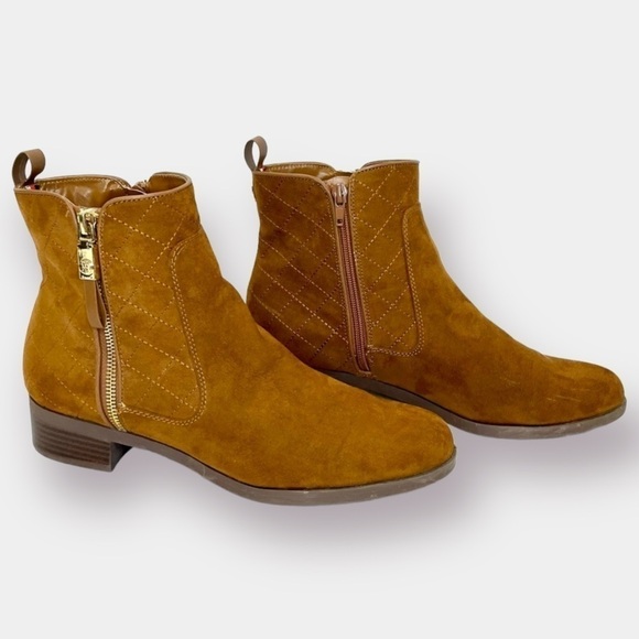 Tommy Hilfiger Shoes - Tommy Hilfiger Ankle Booties Brown Suede Quilted Patron 2 Size 10